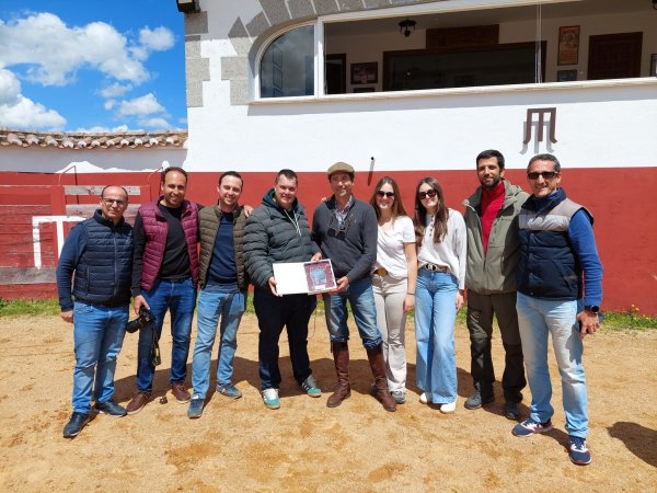 Asociación EL TORO de Madrid64